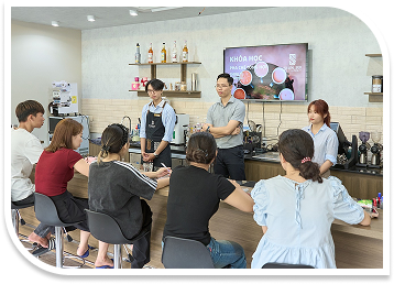 Vận hành thương hiệu